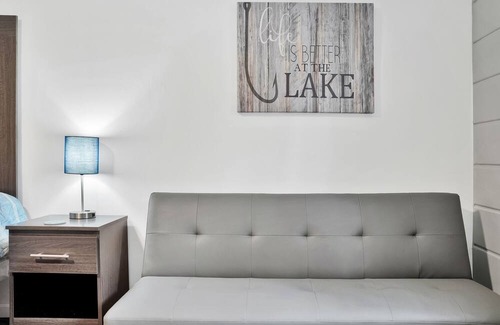 Houghton Lake House | Updated Room #1 - 1 King Bed, Couch, All New Furnishings, Fast WiFi!