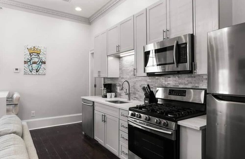 Faubourg Marigny Condo | Perfect Marigny Pied-de-terre!