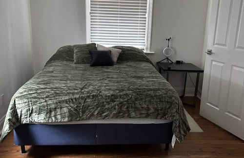 Biloxi Cottage | 1 bdr cottage house next to Beach I 30-Day I Discounted