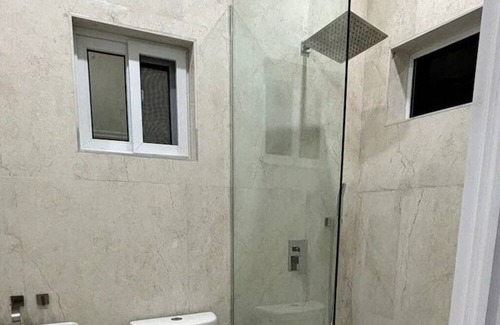 Downtown Nassau Cottage | Tranquil secluded studio w/ Pool and WiFi, AC in charming Nassau