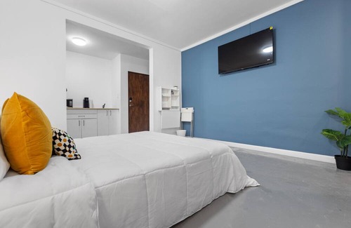 Condado Apartment | Explore the blend of modernity and comfort in Condado.