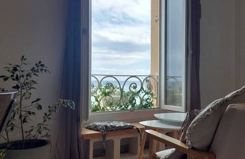 Bastia Apartment | Charmant T2 Vue Mer - Centre Ville de Bastia - Quartier Animé