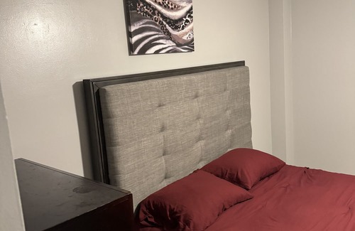 Raleigh Apartment | 5 Minutes from Crabtree valley mall and wake med