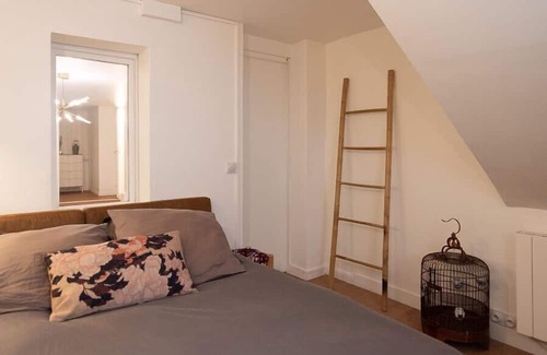 Belleville Apartment | Designer loft in artistic and bohemian Paris
