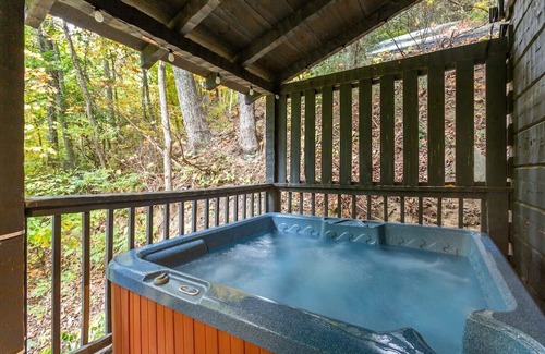 Chalet Village Cabin | Gatlinburg Cabin By The Trees