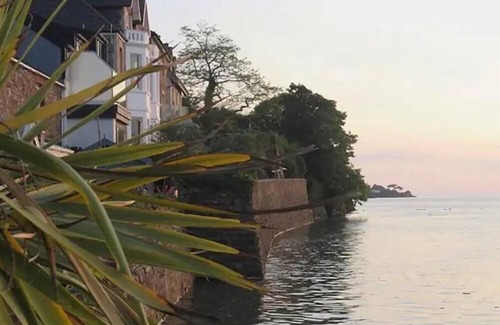 Portishead House | Captivating 7-Bed House in Bristol