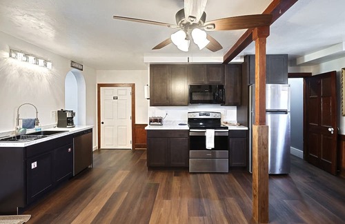 New Oxford Apartment | Historic Barker House 2 near Gettysburg