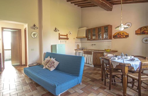 Stabbia Apartment | Cosy apartment for 4 guests with pool, WIFI, A/C, TV, patio, panoramic view and parking