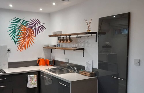 Claypole Apartment | Studio Open plan double studio Suitable for 1 or 2 adults.