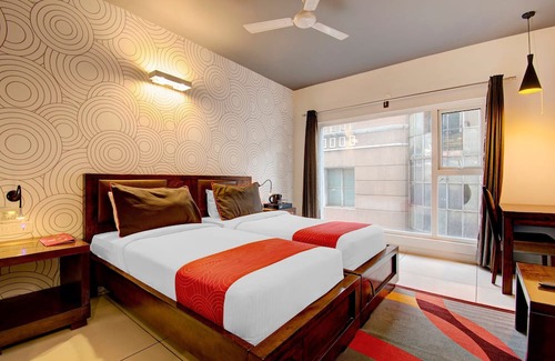 Ulsoor Hotel | Super OYO Collection O Hotel Palm Tree