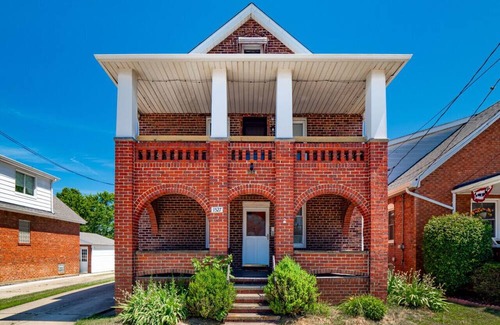 Wickliffe House | Wickliffe Home 20 Mins From DT CLE