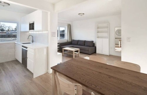 Weehawken Apartment | Spectacular new apartment, 10 minutes from Times Square