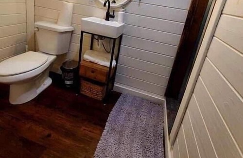 Lindale House | Honey’s Hideout