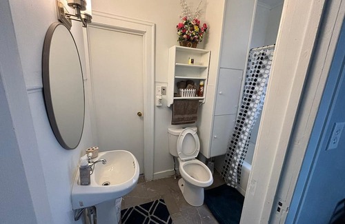 Saginaw House | The One Eared Rabbit-entire home in Saginaw