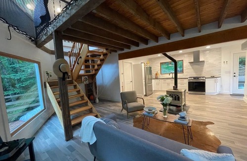 Madison House | Designer cabin in the woods at Shenandoah NP