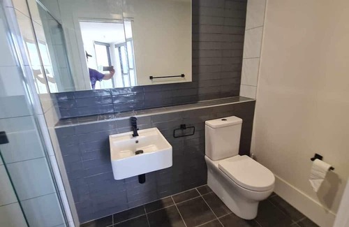 Gungahlin Apartment | A Pool, QB's, Views @ Gunghalin!