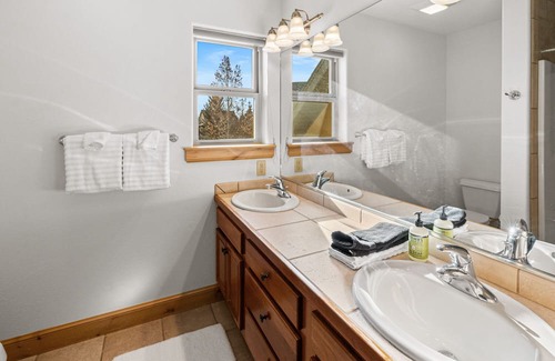 Springhill House | No longer listed on this site. Find us on the leading short term rental's site.