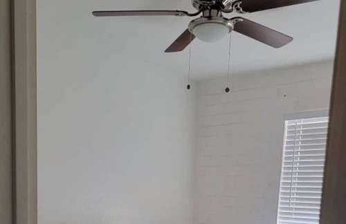 Wickenburg House | Welcome to Wickenburg. Clean home located less than a mile from downtown