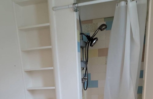 Wickenburg House | Welcome to Wickenburg. Clean home located less than a mile from downtown