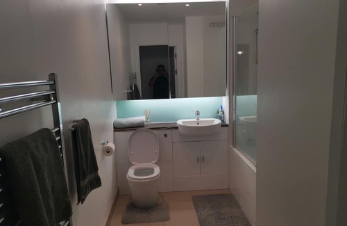 Stepney Green Apartment | A Cosy Place To Live Near The City And Canary Wharf