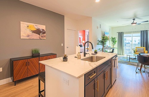 Desert View Village Apartment | Shopping & Dining District-Resort Pool-Views-King Bed 439