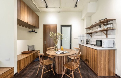 Hang Bac Apartment | HOME KEY Impressive Rooftop in Center