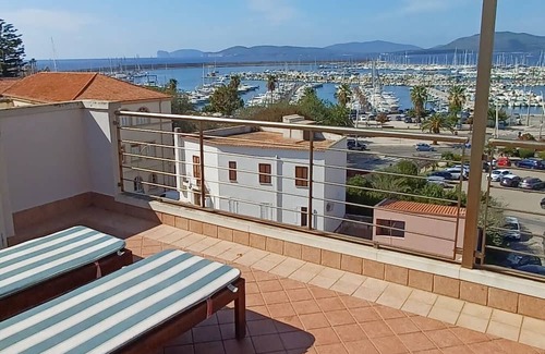 Pivarada Apartment | Apt Vista 1 bed With Breathtaking Views of the Port,old Town,the sea & Sunsets