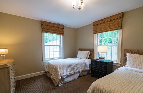 Lewis Mountain House | Cameron House Ext. Stay - Close to UVA!