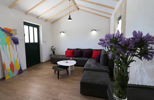 Vrgorac Villa | Willa near Makarska with heated pool,quiet location