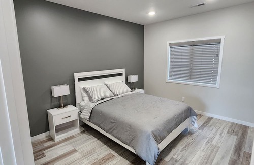 Stuart House | Modern, clean, and relaxing home suited for the family, or an intimate get away