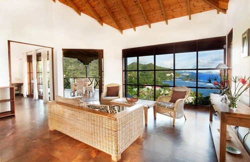 Port Glaud Villa | Private Ocean View Villa 1.