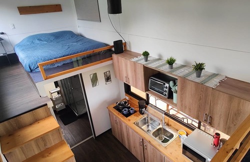 Villa Bonita Apartment | Comfort and privacy of a small house, just 10 minutes from Airport!