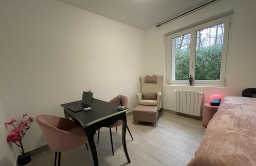 Lamorlaye House | Jolie Maison Chaleureuse au Calme à 5 Minutes de la Gare de Chantilly