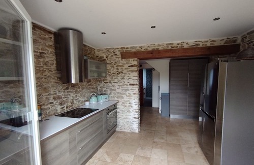 Cahagnes Other | Quiet Farmhouse in the middle of the countryside. Center location in Normandy.