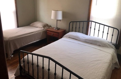Dunbar House | Basics on a Budget
