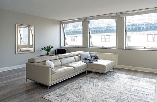 Downtown Cleveland Apartment | Downtown Cleveland Apartments By Barsala