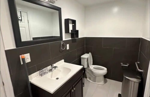 McGinley Square House | V2 please contact host before booking! This is private room, not entire place