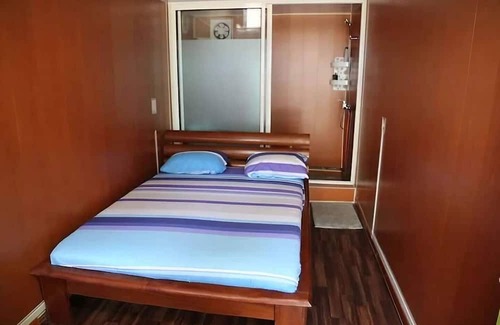 Comoe Ski Chalet | Happy Vibes