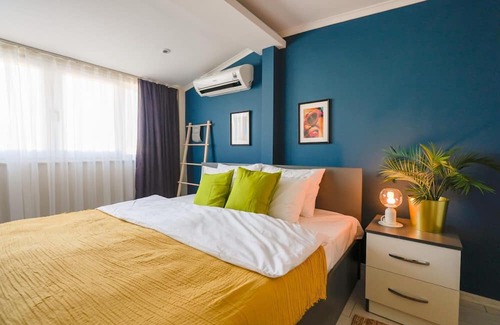 Kaleici Apartment | Missafir Stylish Flat Near Hadrian's Gate