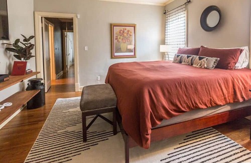 Maple Ridge House | Nugget's Roost - Maple Ridge Gem