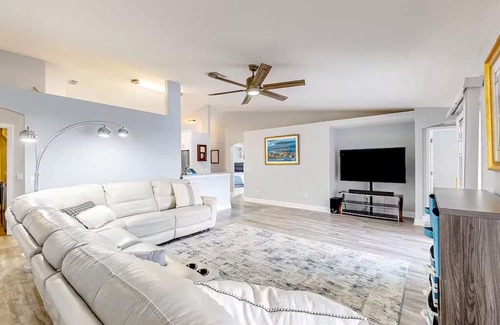 Summerfield House | Never Ending Summer - Summerfield, FL