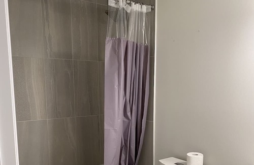 Kitchener House | Spacious rooms near conestoga college