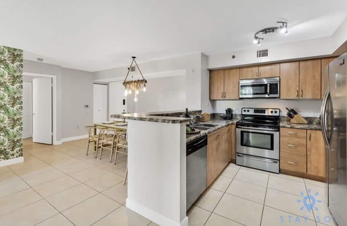 Aventura Apartment | Modern 2BR Haven: Prime Aventura Living