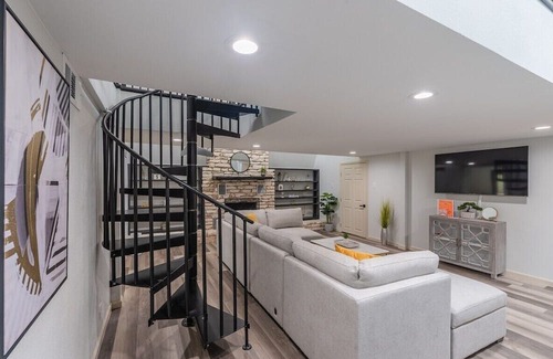 Wetmore House | Private Pool with Stunning View and Game Room