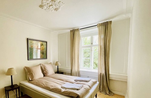 Copenhagen City Centre Apartment | Fiddle House: Your chic and charming residence in the heart of Copenhagen!