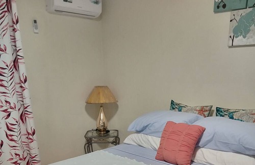 Jackson Apartment | Cozy one-bedroom apartment with wifi and a/c. 5 minutes to malls and grocery.