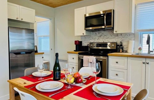 Magog House | L'Ancre Dorée - Access to the Lake 219