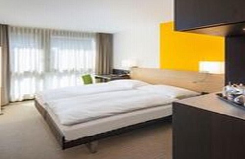 District 5 Hotel | Züri by Fassbind