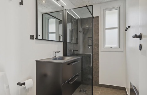 Skastrup Strand House | Stunning Home In Bogense With Wifi