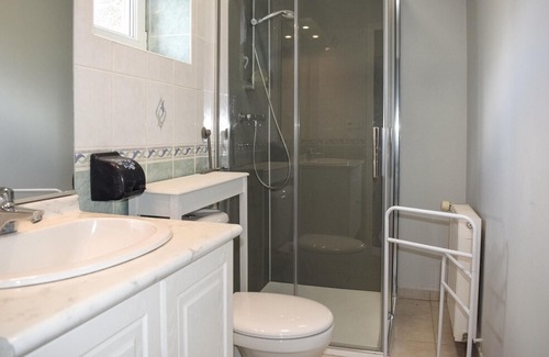 Quemperven House | Cozy Home In Quemperven With Wifi